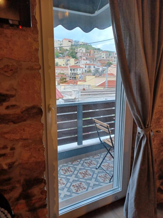 Luxury Apartment With Balcony Mytilíni Exterior foto